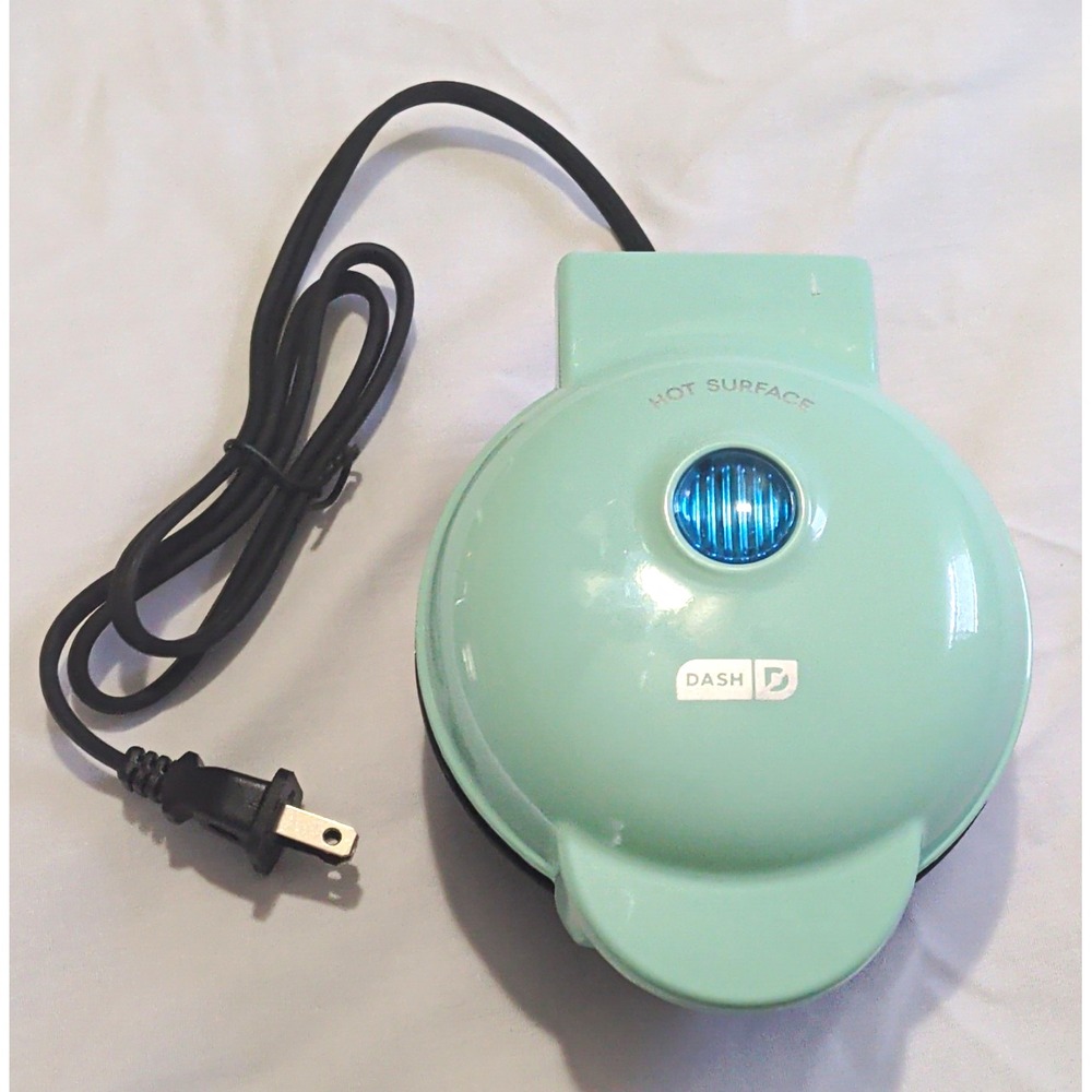 DASH Mini Maker Waffle Maker DMW001AQ Aqua Non-Stick Indicator 350W 120V